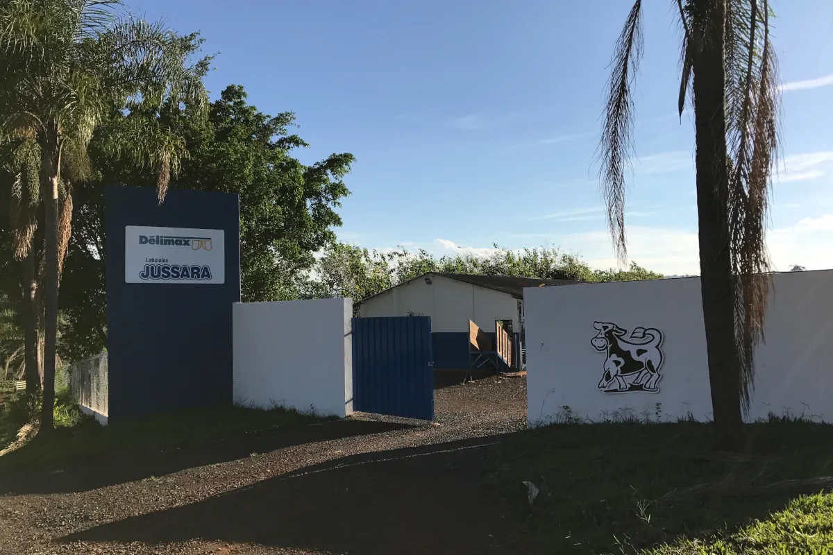 Entrada da unidade Délimax em Patrocínio Paulista, SP